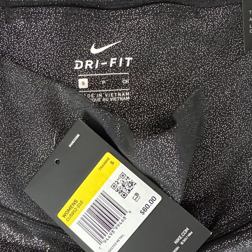 NWT Women’s Nike Tight Fit Mid-rise 7/8 Length Black and Silver Sparkle Leggings - Picture 2 of 7